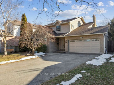 4+1 BR | 4 BA-Double Garage Detached home in Whitby