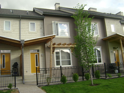 Calgary Pet Friendly Townhouse For Rent | Chaparral | Beautiful Townhouse in Lake Chaparral
