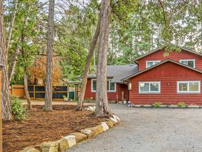 Homes for Sale in Lantzville, British Columbia $1,020,000
