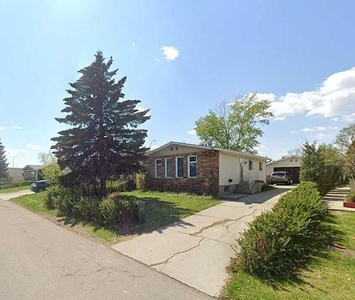 House For Sale In Huntington Hills, Calgary, Alberta