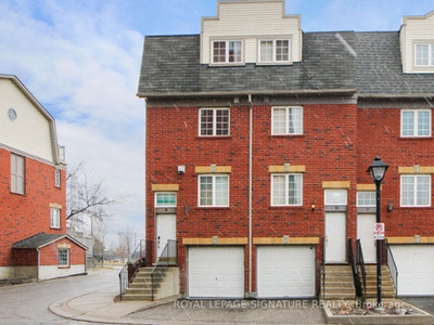 Pickering 3BR Townhome, Stunning Views! Move-In Ready!