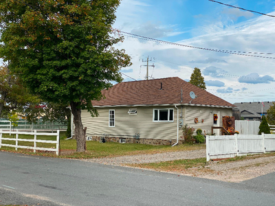 THE LITTLE RANCH (ESPANOLA,ONT )