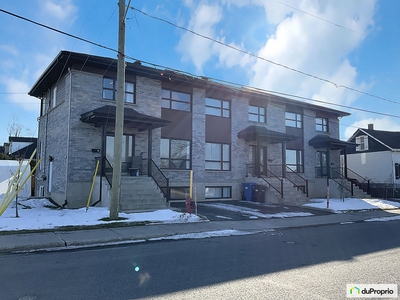 Townhouse for sale Longueuil (Vieux-Longueuil) 4 bedrooms