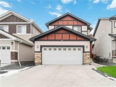 Two storey home in Aurora