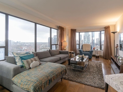 2 bedroom luxury Apartment for rent in Toronto, Ontario