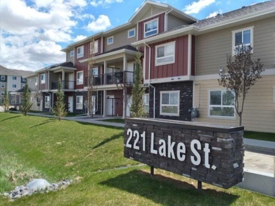 2 Bedroom Apartment Red Deer County AB