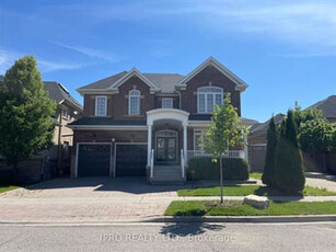 35 Morland Cres