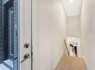 Ottawa Duplex For Rent | Cummings | 506 Mutual Street