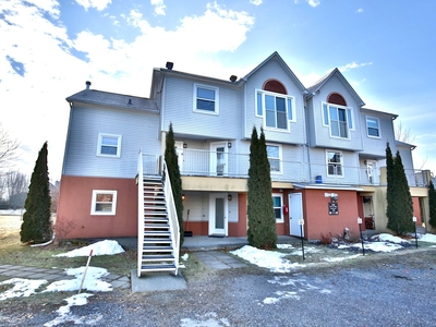 Condo/Apartment for sale, 2300 Place du Village, Magog, QC J1X6G3, CA, in Magog, Canada