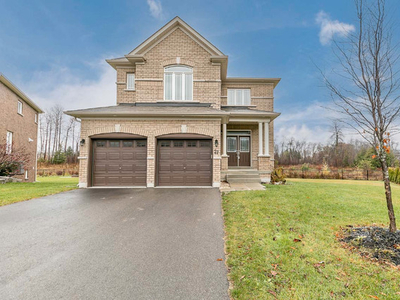 Amazing Home In The Heart Of Wasaga Beach