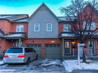 Chic 3Bdrms Condo Gem, Tranquil Backyard!