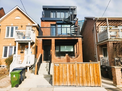 106 Lappin Ave Toronto, ON M6H 1Y4