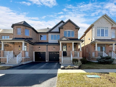 House for sale, 9 Brown Lane, in Whitchurch-Stouffville, Canada