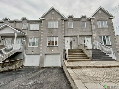 Townhouse for sale LaSalle 3 bedrooms 1 bathroom