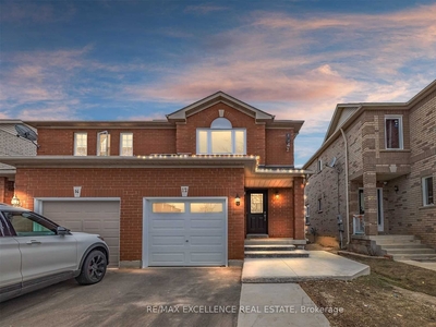 12 Whiteface Cres
