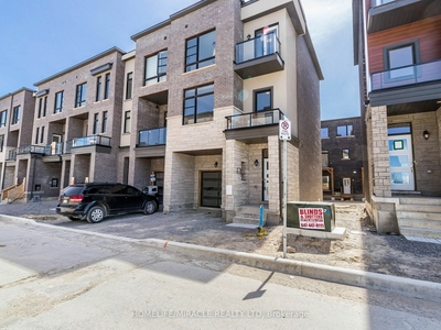 23 Quilico Rd Vaughan, ON L4H 5H1