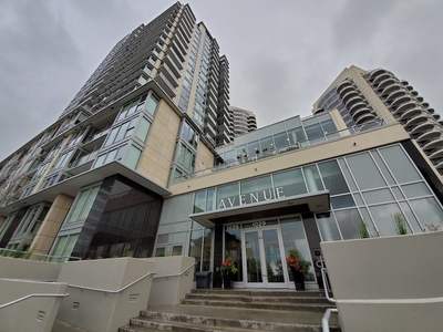 Calgary Pet Friendly Condo Unit For Rent | Downtown | Executive Furnished Luxury 1Bedroom Condo