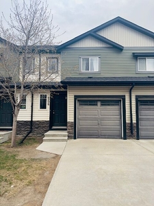 Calgary Pet Friendly Townhouse For Rent | Panorama Hills | Newly renovated home with 3