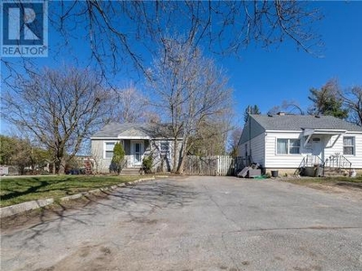 House For Sale In Carlington, Ottawa, Ontario