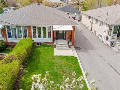 House For Sale In Dixie, Mississauga, Ontario