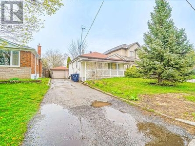 House For Sale In Kennedy Park, Toronto, Ontario
