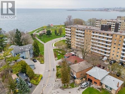 House For Sale In Long Branch, Toronto, Ontario