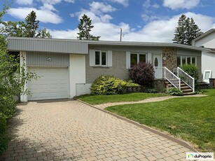 Bungalow for sale Chomedey 4 bedrooms 2 bathrooms