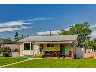 House For Sale In Southview, Calgary, Alberta