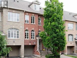 Townhouse For Sale In Mimico, Toronto, Ontario