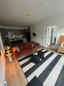 1.5 Bedroom Apartment Unit Calgary AB For Rent At 2500