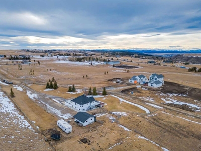 35162 Township Road 262, Rural Rocky View County, Alberta–