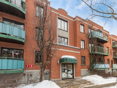 Condo/Apartment for sale, 1925 Rue Alexandre-DeSève, Ville-Marie, QC H2L2W2, CA, in Montreal, Canada