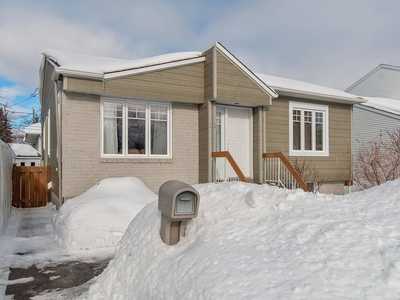 House for sale, 11 Rue des Perdrix, Blainville, QC J7C4N9, CA, in Blainville, Canada