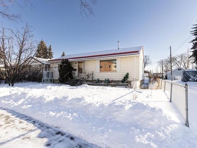 House For Sale In Argyll, Edmonton, Alberta