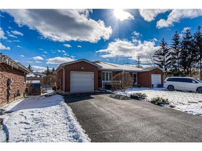 House For Sale In Brigadoon, Kitchener, Ontario