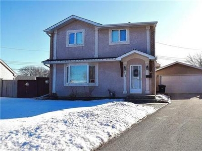 House For Sale In Jameswood, Winnipeg, Manitoba