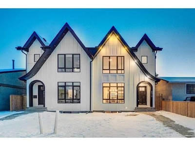 House For Sale In Montgomery, Calgary, Alberta