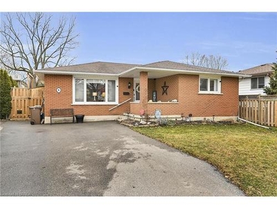House For Sale In Oakhill, Brantford, Ontario