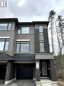 Townhouse For Sale In Taunton North, Whitby, Ontario