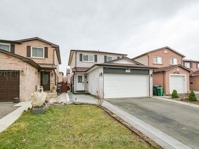 222 Martindale Cres