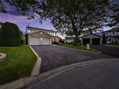 8 Field Thistle Dr