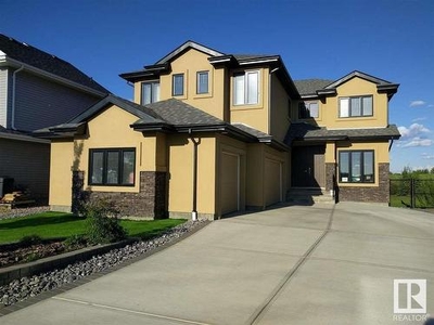 House For Sale In Suder Greens, Edmonton, Alberta