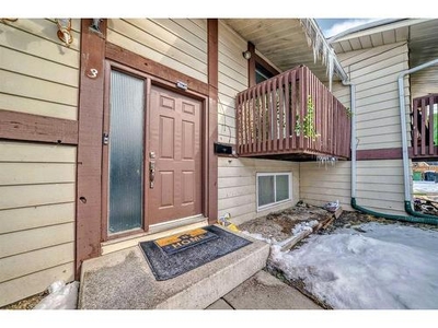 Townhouse For Sale In Ogden, Calgary, Alberta