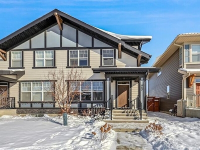 Gorgeous Well-Kept 3 Bedroom Home in Mahogany | 967 Mahogany Boulevard Southeast, Calgary