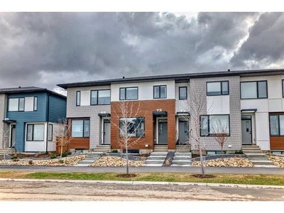 House For Sale In Calgary, Alberta