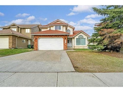 House For Sale In Edgemont, Calgary, Alberta