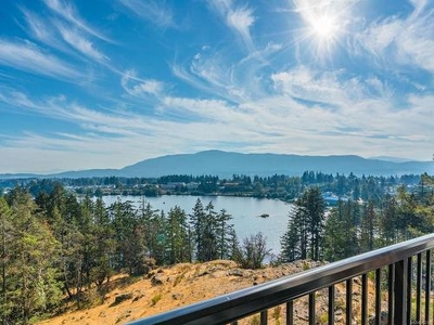 Property For Sale In Long Lake/Linley Valley, Nanaimo, British Columbia