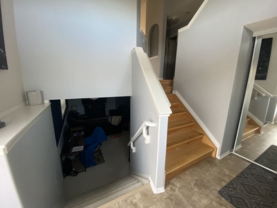 Sherwood Park Pet Friendly Room For Rent For Rent | Bedroom with ensuite in quiet