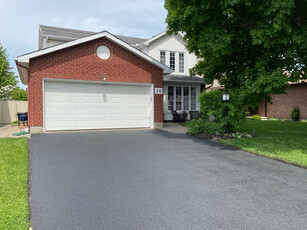 4 Bedroom home with in-ground pool, Barrhaven