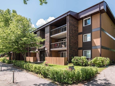 Winnipeg Apartment For Rent | Fort Garry | Chancellor Estates